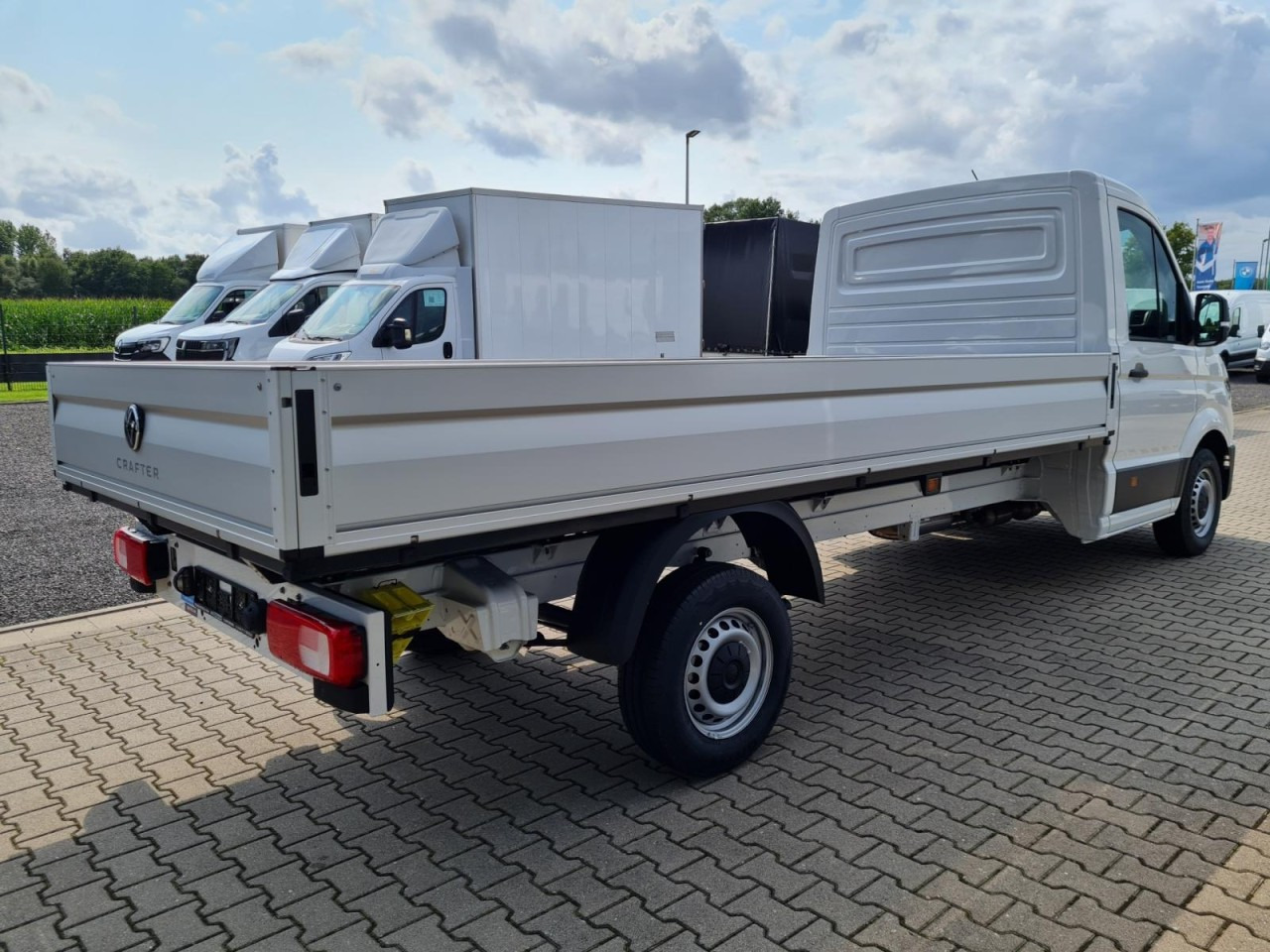 Volkswagen Crafter 35 Pritsche TDi L4 lang KLIMA TEMPOMAT - Flatbed van: picture 4 Volkswagen Crafter 35 Pritsche TDi L4 lang KLIMA TEMPOMAT - Flatbed van: picture 4
