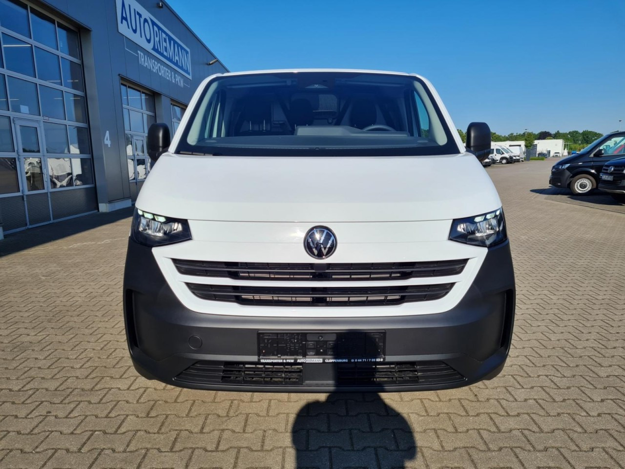 Volkswagen T7 Kasten Tdi KR Heckklappe PDC KLIMA TEMPOMAT - Small van: picture 2 Volkswagen T7 Kasten Tdi KR Heckklappe PDC KLIMA TEMPOMAT - Small van: picture 2