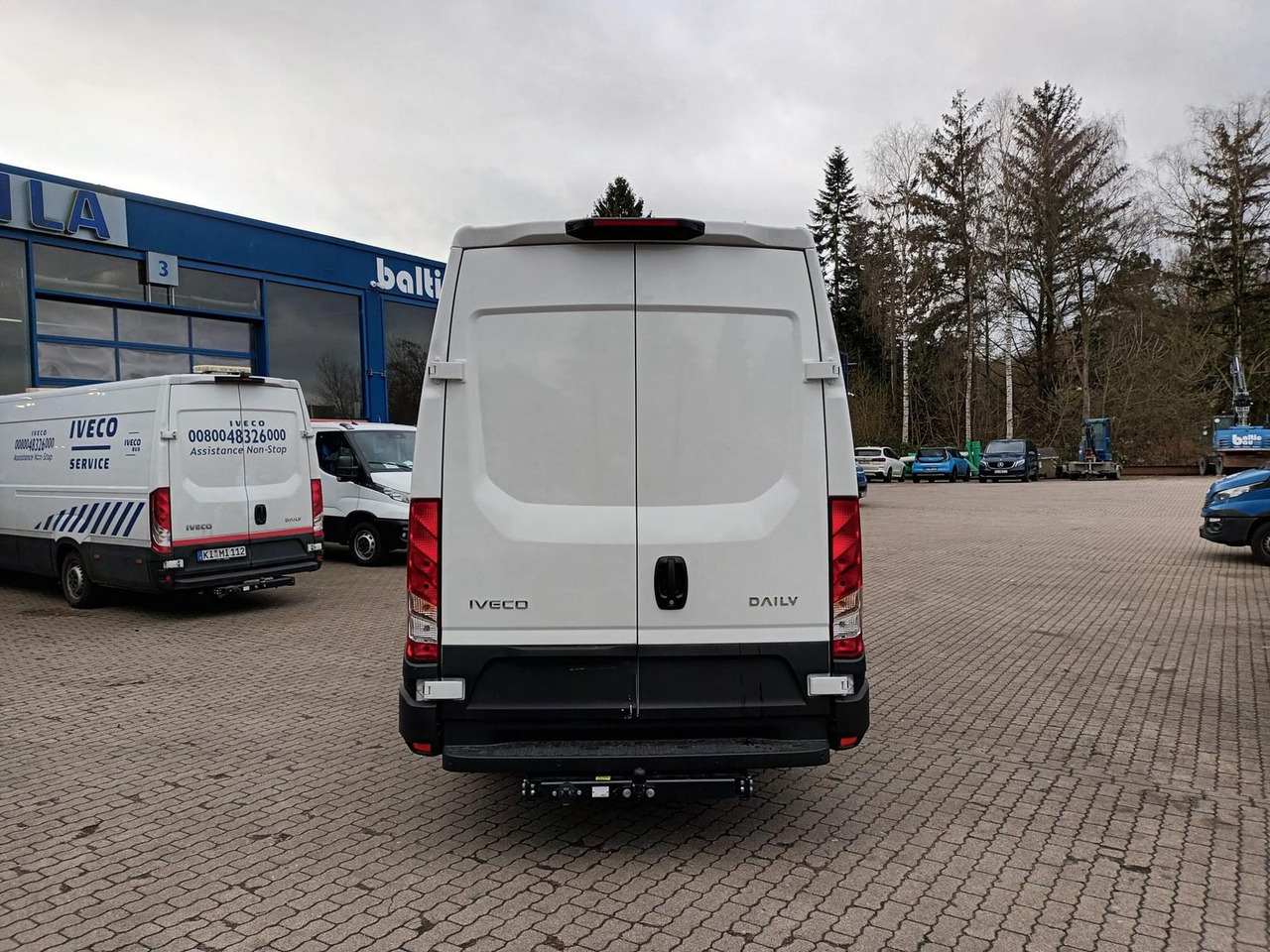 Iveco Daily 35S16A8 V 3520L AHK, ACC - Panel van: picture 4 Iveco Daily 35S16A8 V 3520L AHK, ACC - Panel van: picture 4