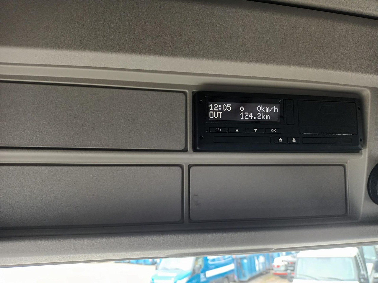 Tractor unit Iveco S-Way AS440S50T/FP SZM MIRROR: picture 14