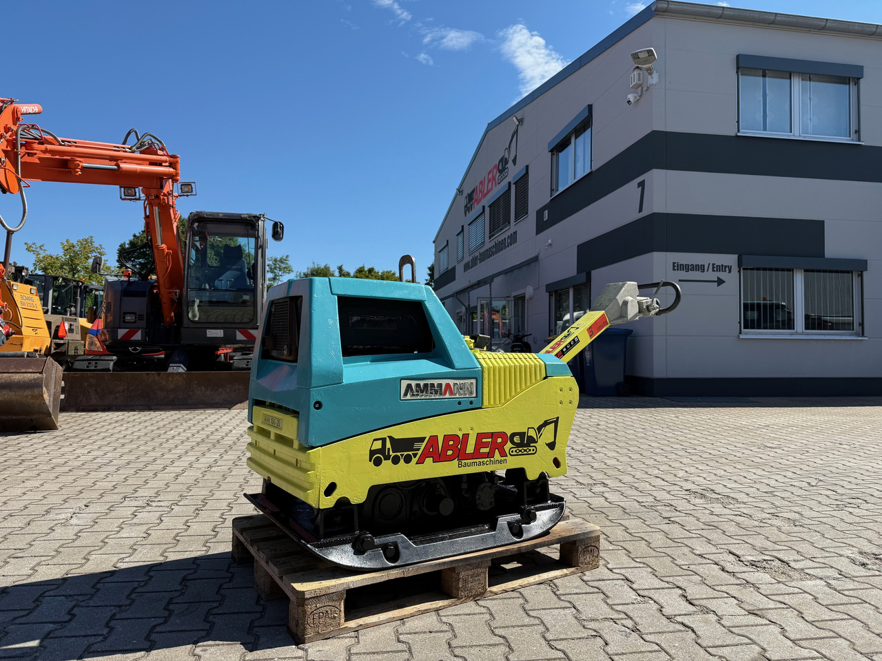 Ammann AVH 100-20 Rüttelplatte E-Start - Vibratory plate: picture 2 Ammann AVH 100-20 Rüttelplatte E-Start - Vibratory plate: picture 2