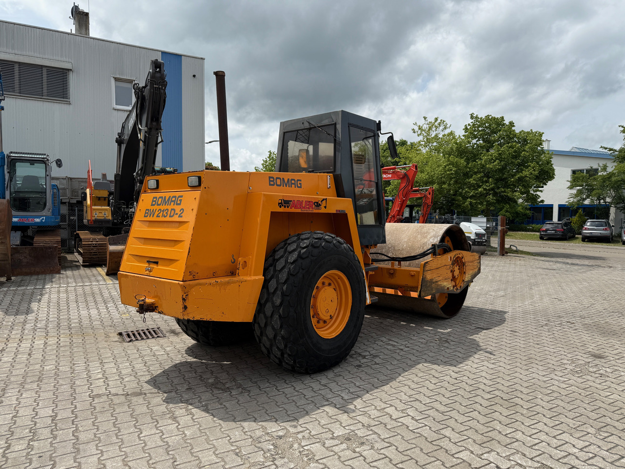 Bomag BW 213D-2 Walzenzug - Compactor: picture 4 Bomag BW 213D-2 Walzenzug - Compactor: picture 4