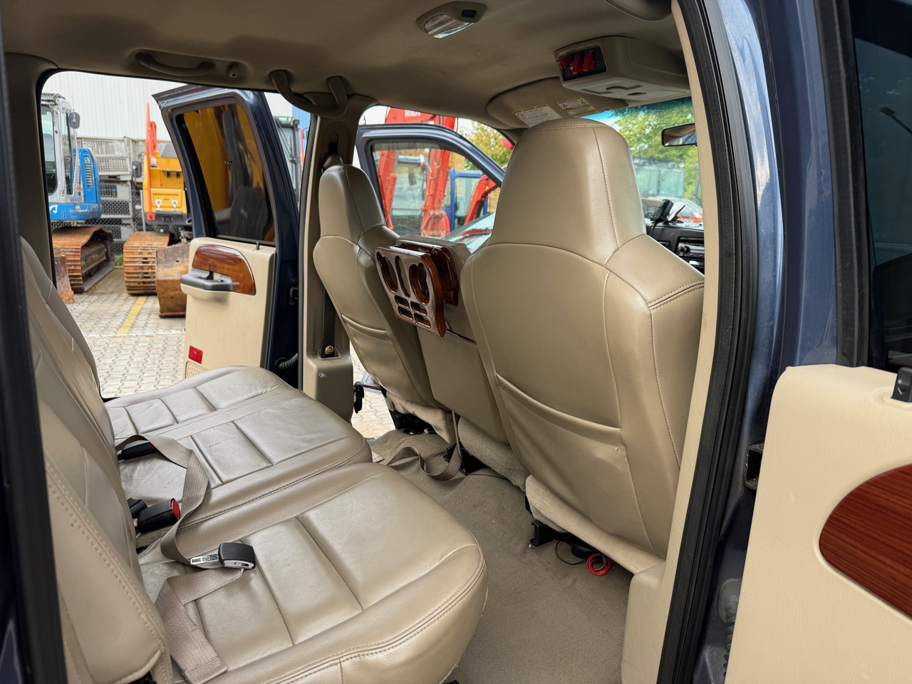 Pickup truck FORD F250: picture 20 Pickup truck FORD F250: picture 20