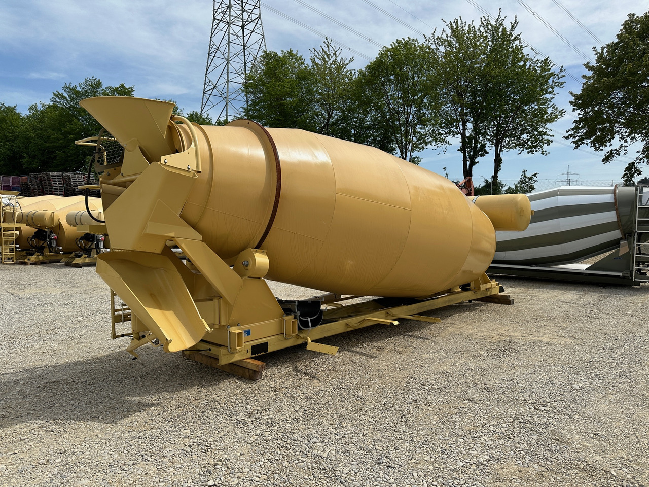 Liebherr HTM1204 Betonmischer Aufbau 12 m3 UNBENUTZT - Concrete mixer drum: picture 3 Liebherr HTM1204 Betonmischer Aufbau 12 m3 UNBENUTZT - Concrete mixer drum: picture 3