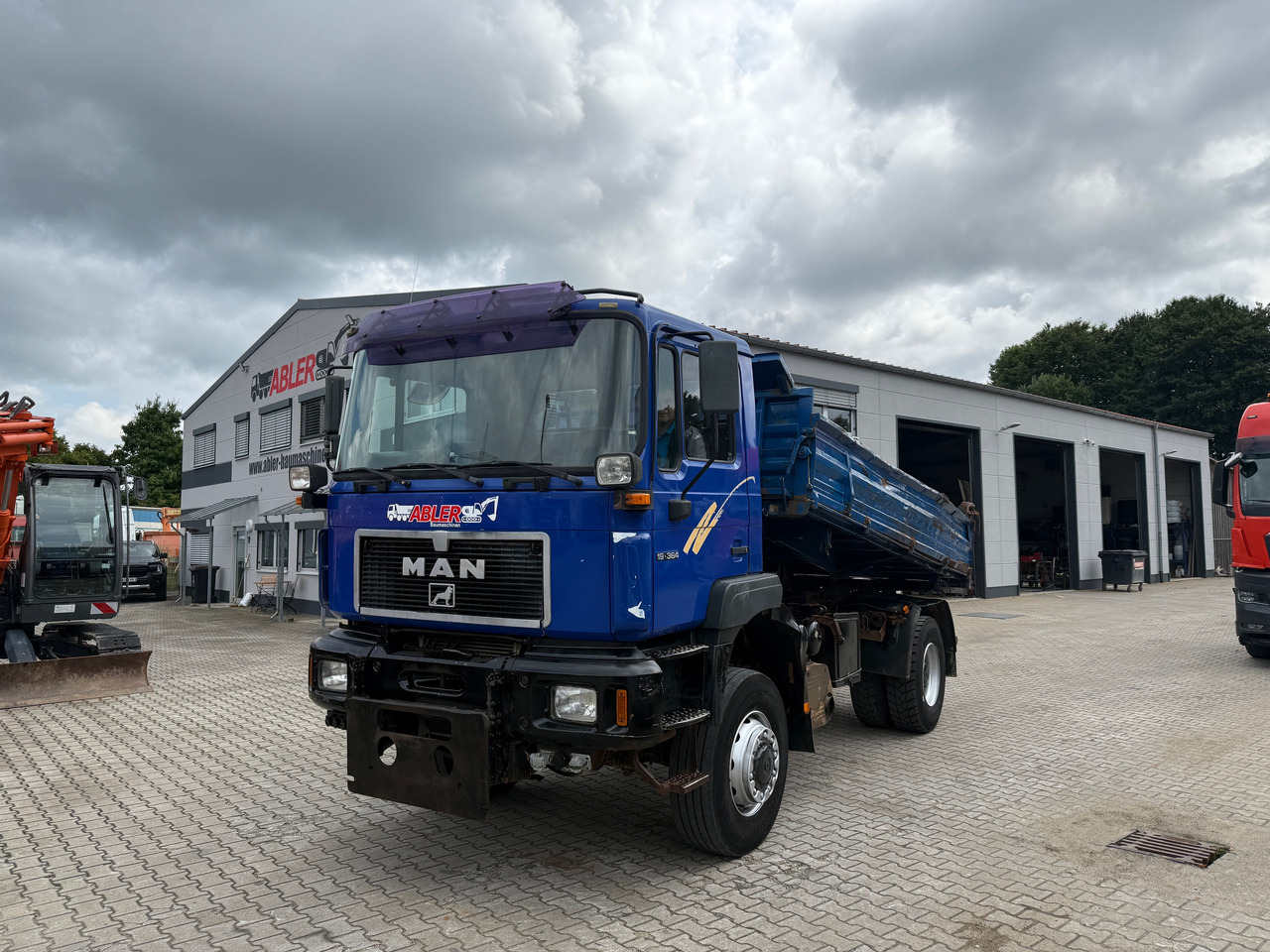 MAN 19.364 3-Seiten-Kipper Allrad Winterdienst - Tipper: picture 2 MAN 19.364 3-Seiten-Kipper Allrad Winterdienst - Tipper: picture 2