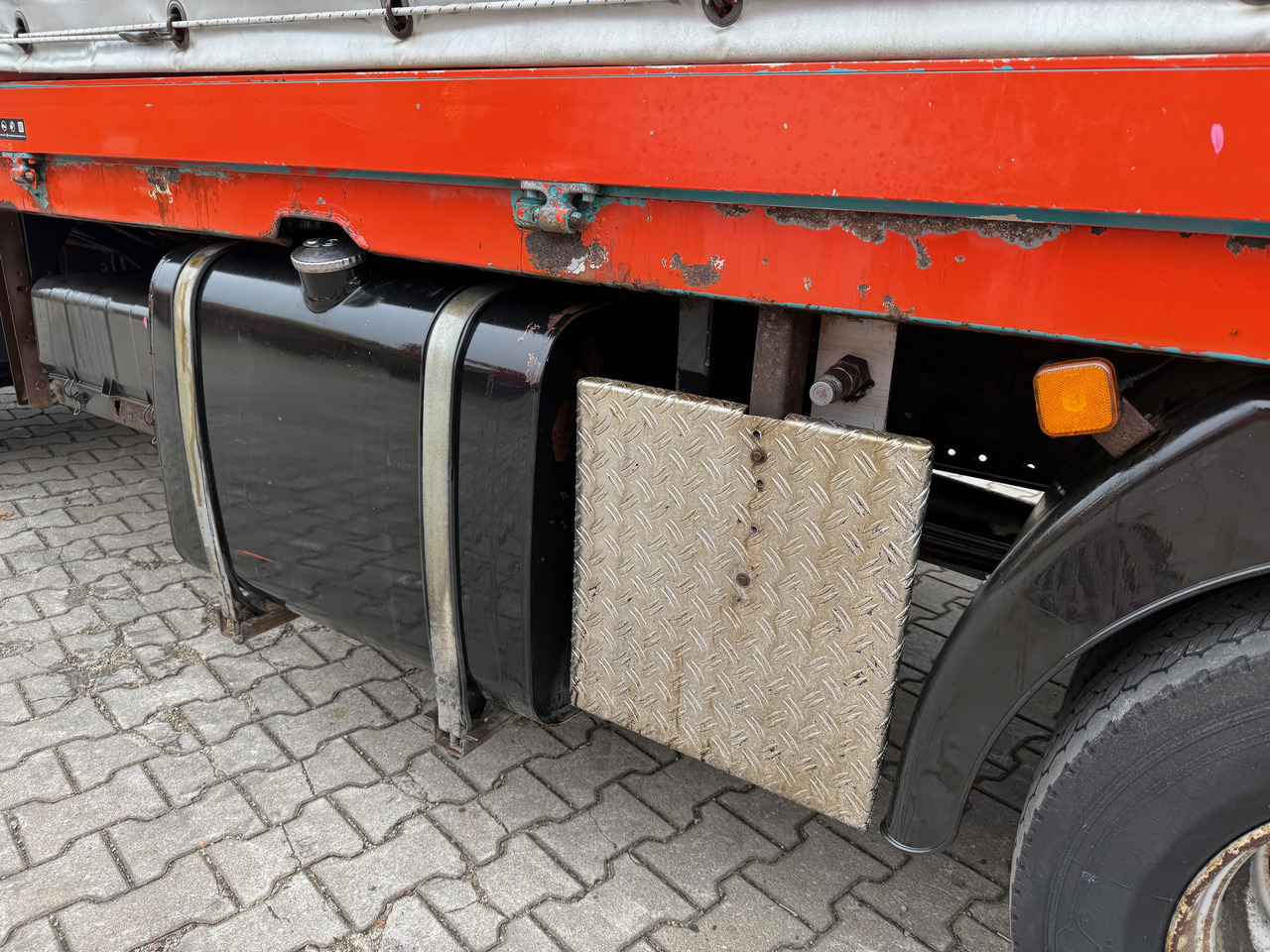 Curtainsider truck MAN 8.174 Pritsche+Plane+Ladebordwand DOKA L2000: picture 7