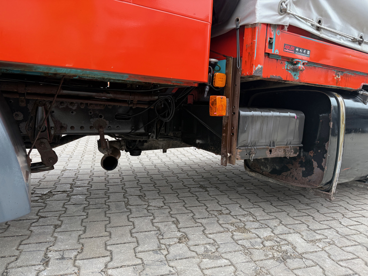 Curtainsider truck MAN 8.174 Pritsche+Plane+Ladebordwand DOKA L2000: picture 8