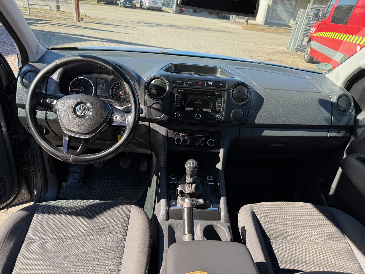 Interior photo 1: Pickup truck VW Amarok Klima Navi LKW