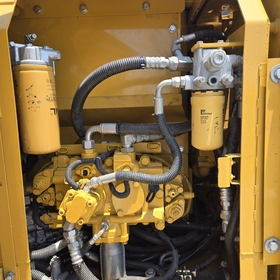 Excavator CATERPILLAR 312D: picture 8 Excavator CATERPILLAR 312D: picture 8