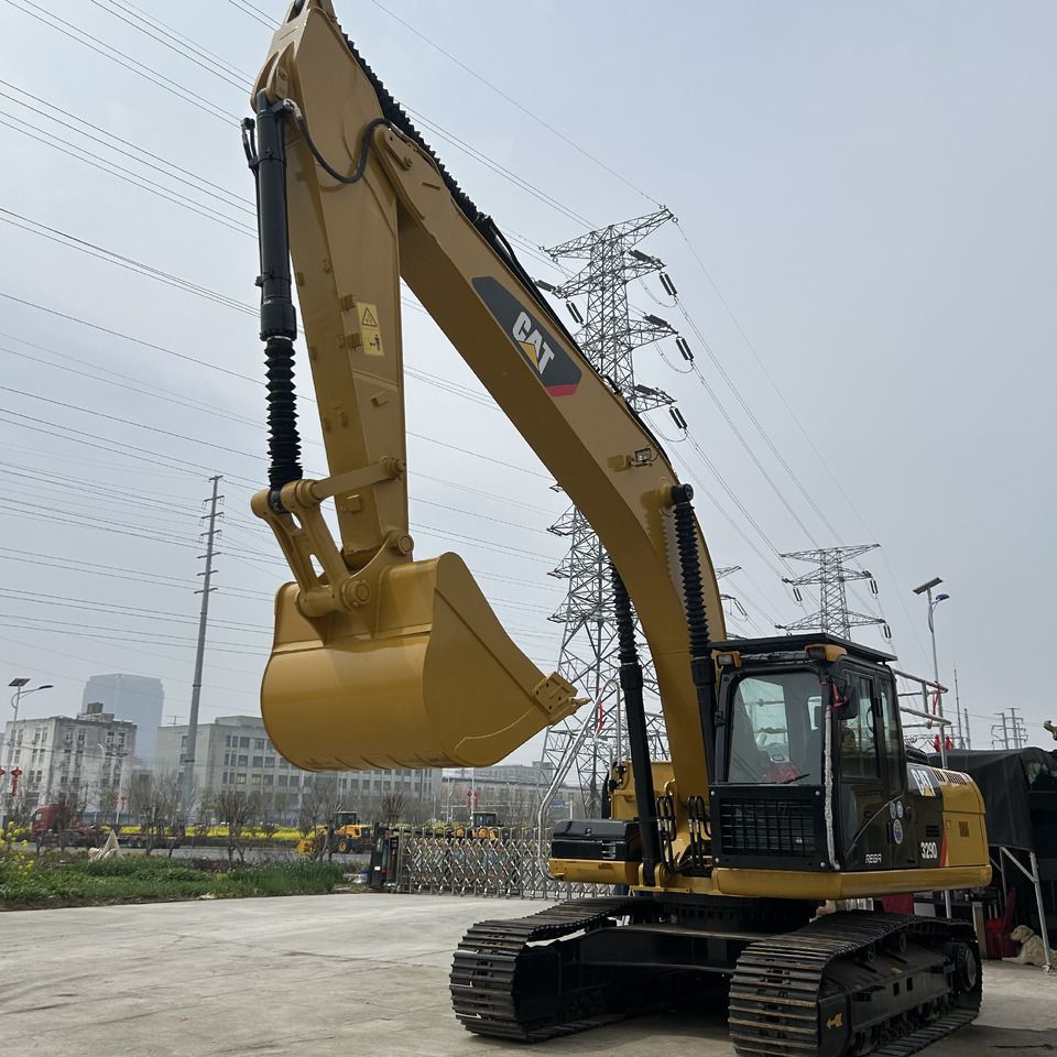 CATERPILLAR 329D - Excavator: picture 2 CATERPILLAR 329D - Excavator: picture 2