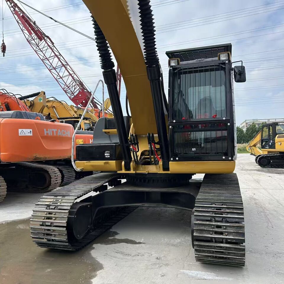 CATERPILLAR 330D - Excavator: picture 5 CATERPILLAR 330D - Excavator: picture 5