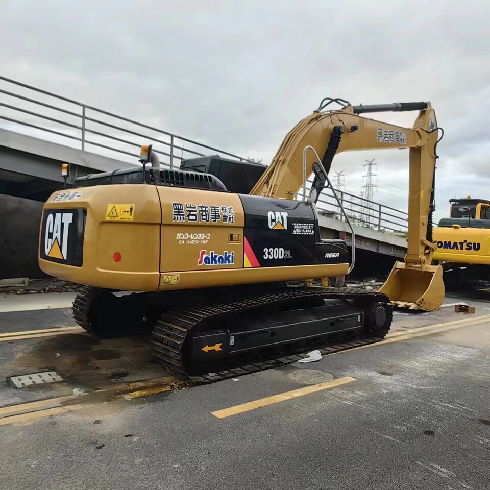 CATERPILLAR 330D - Excavator: picture 5 CATERPILLAR 330D - Excavator: picture 5