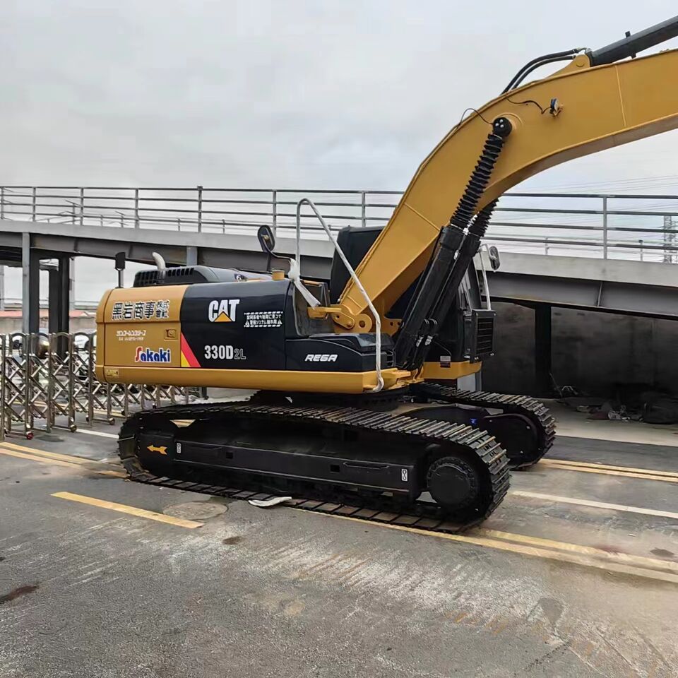 CATERPILLAR 330D - Excavator: picture 2 CATERPILLAR 330D - Excavator: picture 2