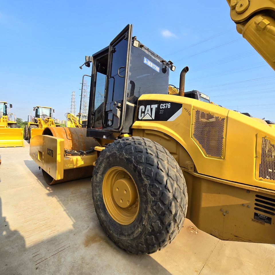 CATERPILLAR CS76 XT - Road roller: picture 4 CATERPILLAR CS76 XT - Road roller: picture 4