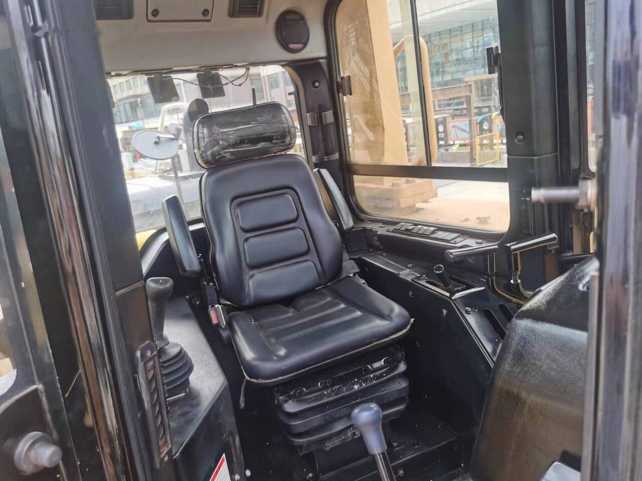 Caterpillar D7R - Bulldozer: picture 5 Caterpillar D7R - Bulldozer: picture 5