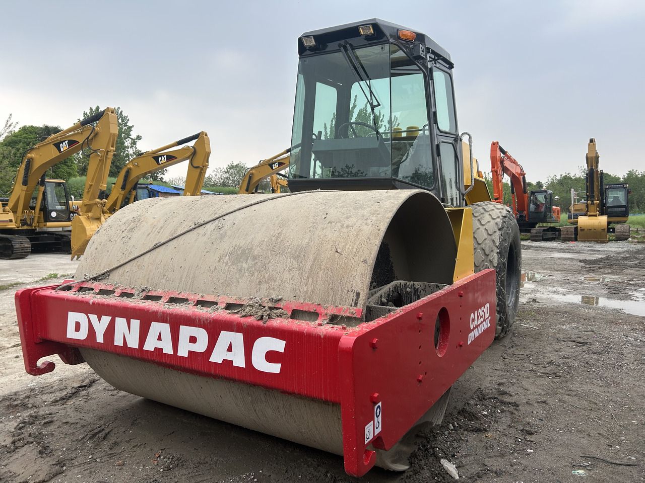 DYNAPAC CA251D - Road roller: picture 2 DYNAPAC CA251D - Road roller: picture 2