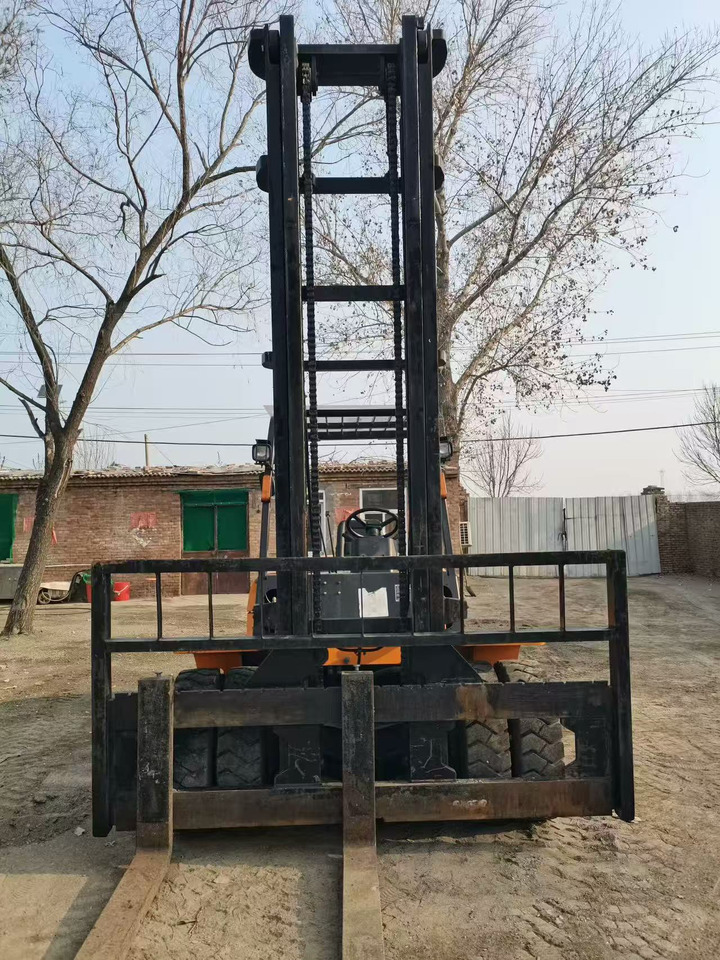HangCha R60 - Diesel forklift: picture 3 HangCha R60 - Diesel forklift: picture 3
