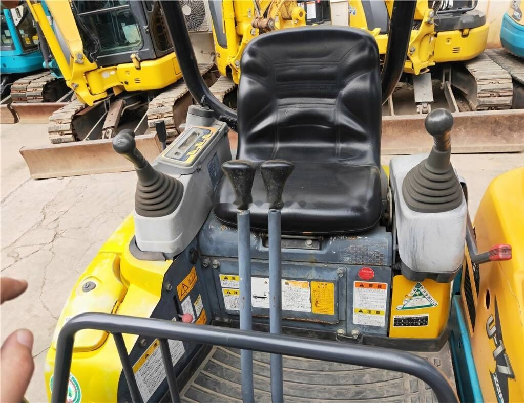 Mini excavator Kubota U17: picture 6