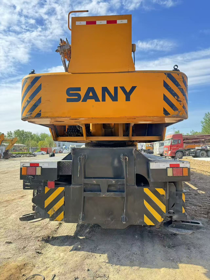 SANY STC750 - All terrain crane: picture 5 SANY STC750 - All terrain crane: picture 5