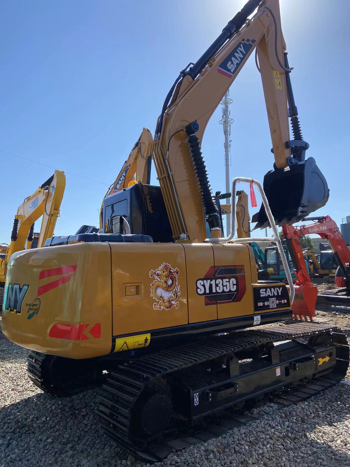 SANY SY135C - Excavator: picture 3 SANY SY135C - Excavator: picture 3