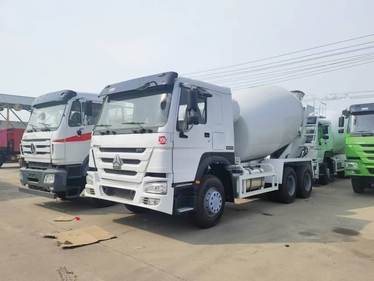 Sinotruk HOWO 371 6*4 Concrete mixer truck - Concrete mixer truck: picture 1 Sinotruk HOWO 371 6*4 Concrete mixer truck - Concrete mixer truck: picture 1
