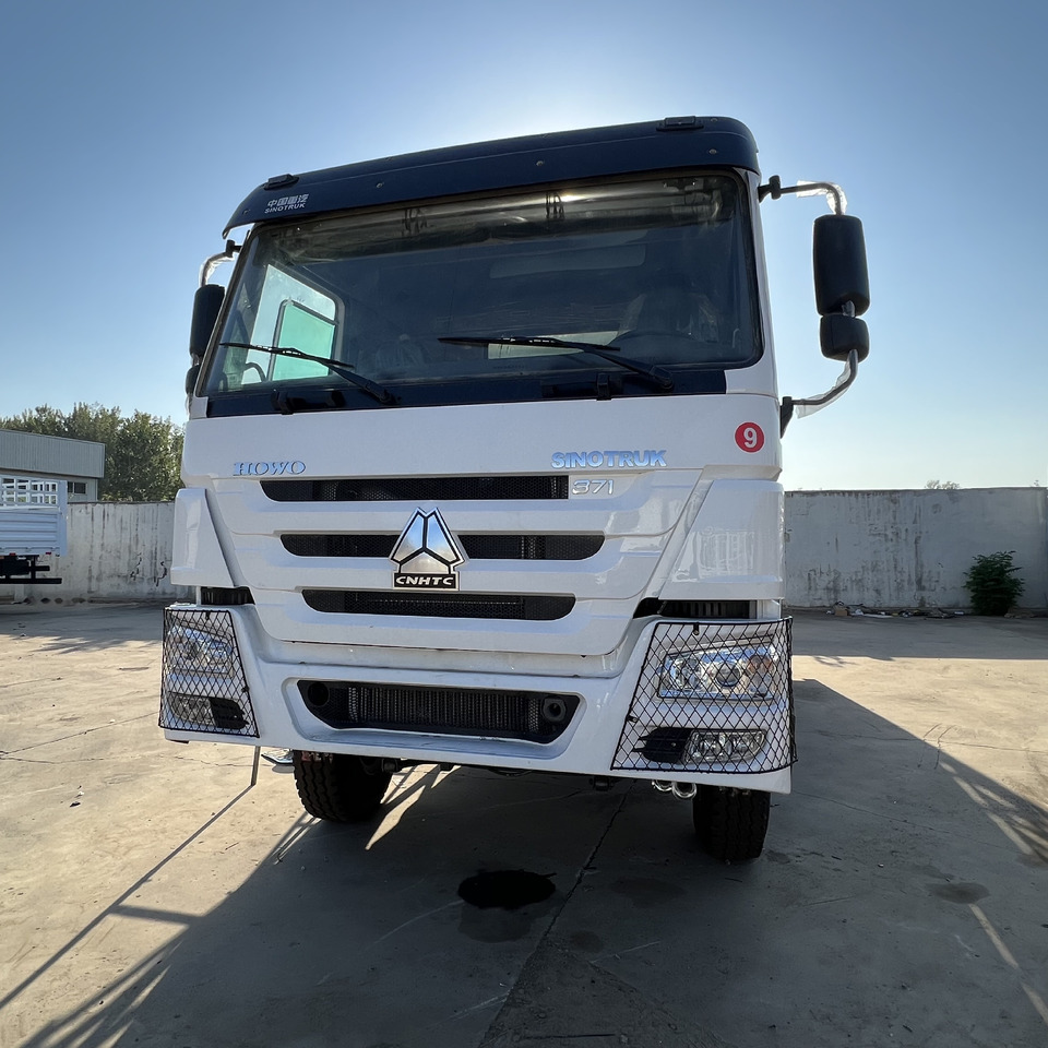 Dropside/ Flatbed truck Sinotruk HOWO 371 6*4 Fence truck: picture 10