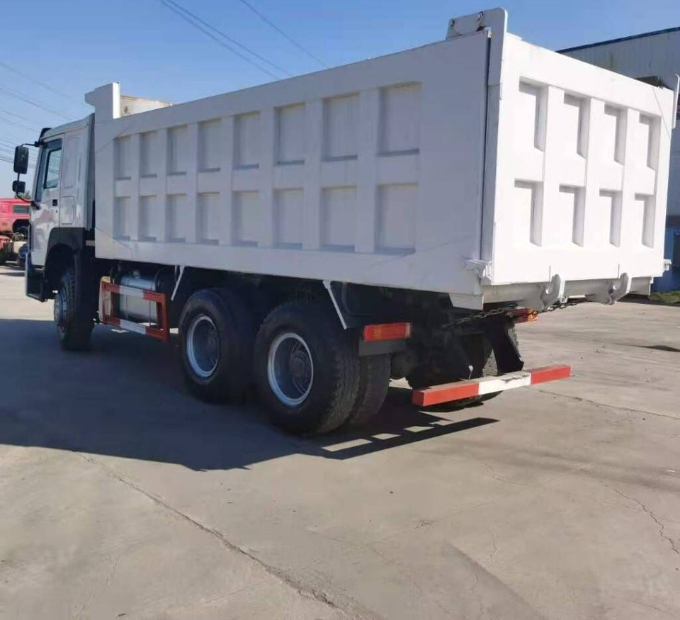 Sinotruk HOWO 6*4 Dump truck - Tipper: picture 2 Sinotruk HOWO 6*4 Dump truck - Tipper: picture 2