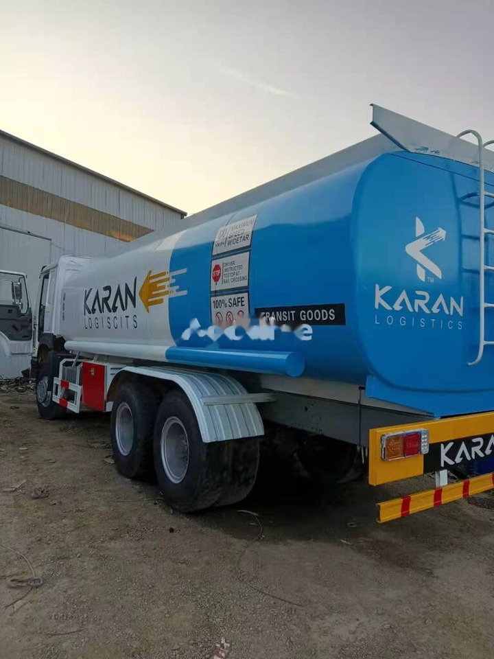 Sinotruk HOWO 6*4 Fuel Tank Truck - Tank truck: picture 2 Sinotruk HOWO 6*4 Fuel Tank Truck - Tank truck: picture 2