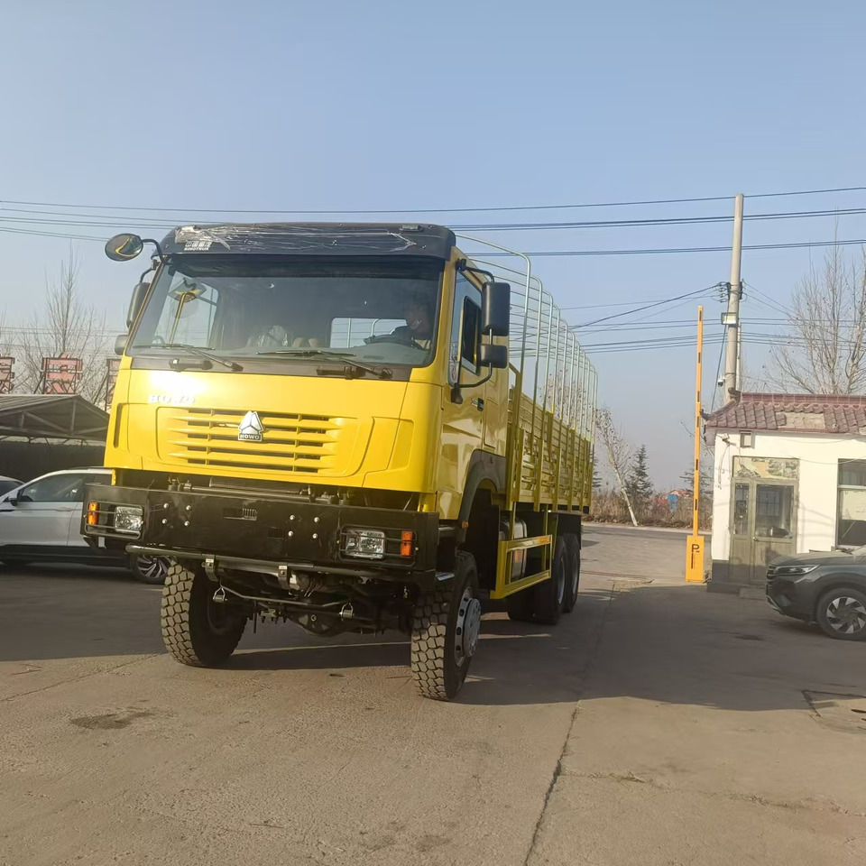 Sinotruk HOWO 6*4 Troop Carrier - Dropside/ Flatbed truck: picture 4 Sinotruk HOWO 6*4 Troop Carrier - Dropside/ Flatbed truck: picture 4