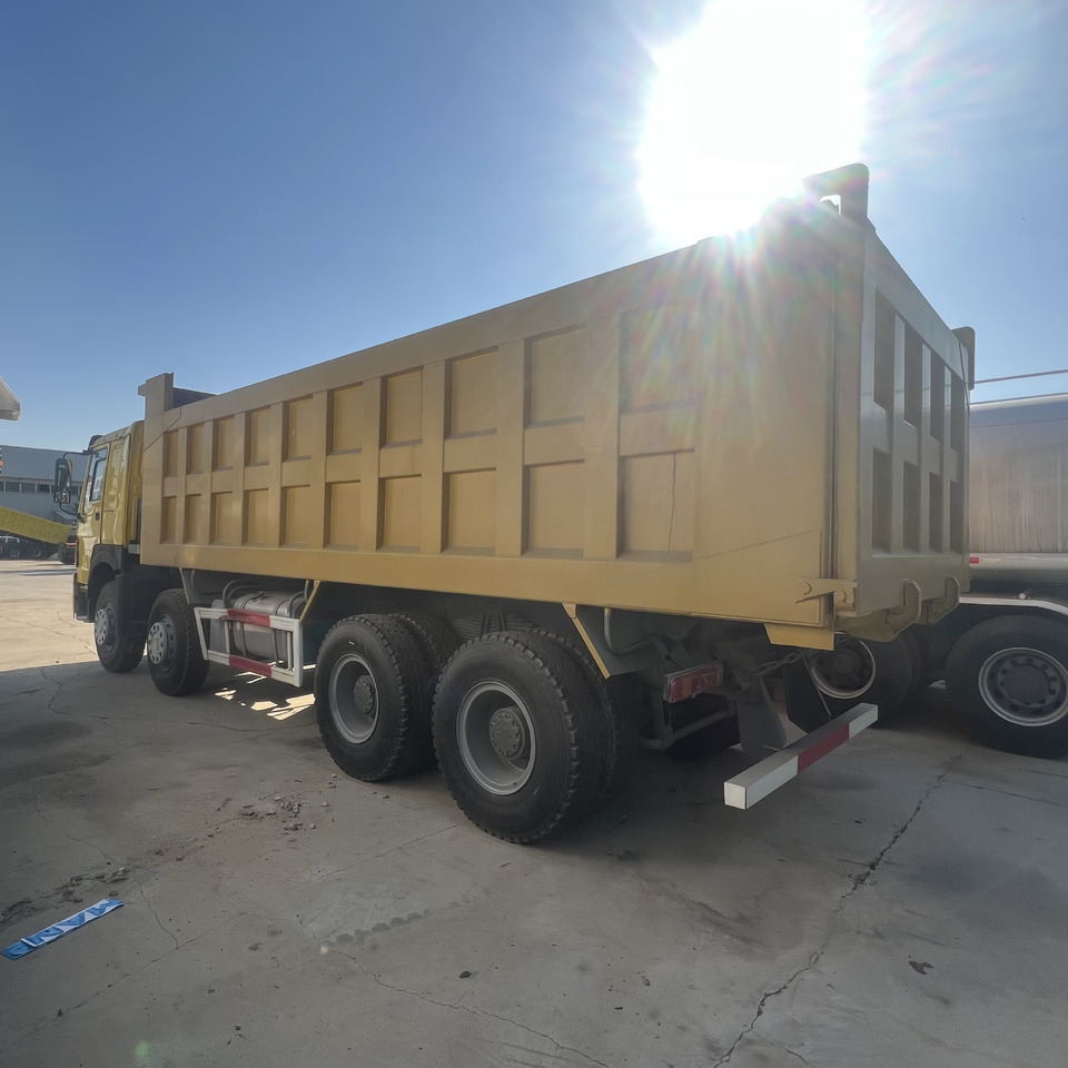 Sinotruk HOWO 8*4 Dump truck - Tipper: picture 3 Sinotruk HOWO 8*4 Dump truck - Tipper: picture 3