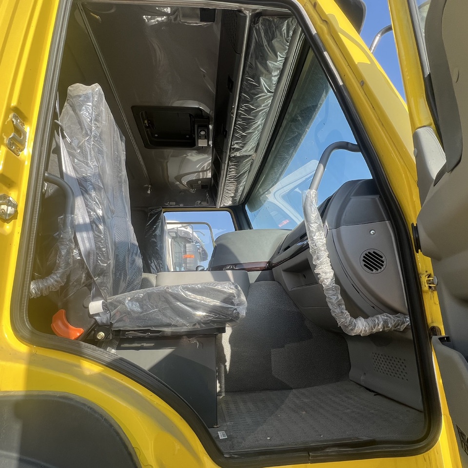 Sinotruk HOWO 8*4 Dump truck - Tipper: picture 5 Sinotruk HOWO 8*4 Dump truck - Tipper: picture 5