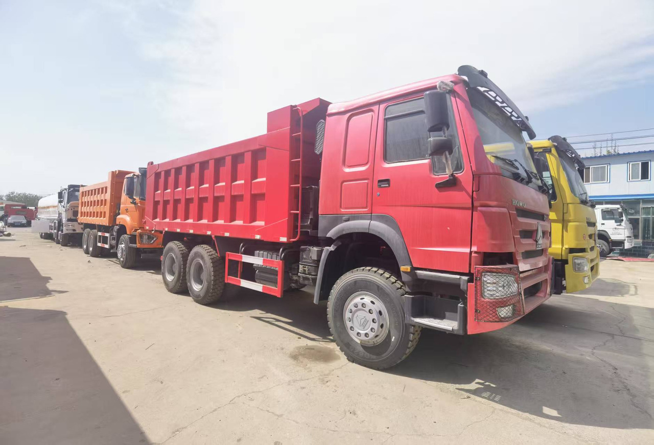 Sinotruk HOWO371Dump truck - Tipper: picture 4 Sinotruk HOWO371Dump truck - Tipper: picture 4