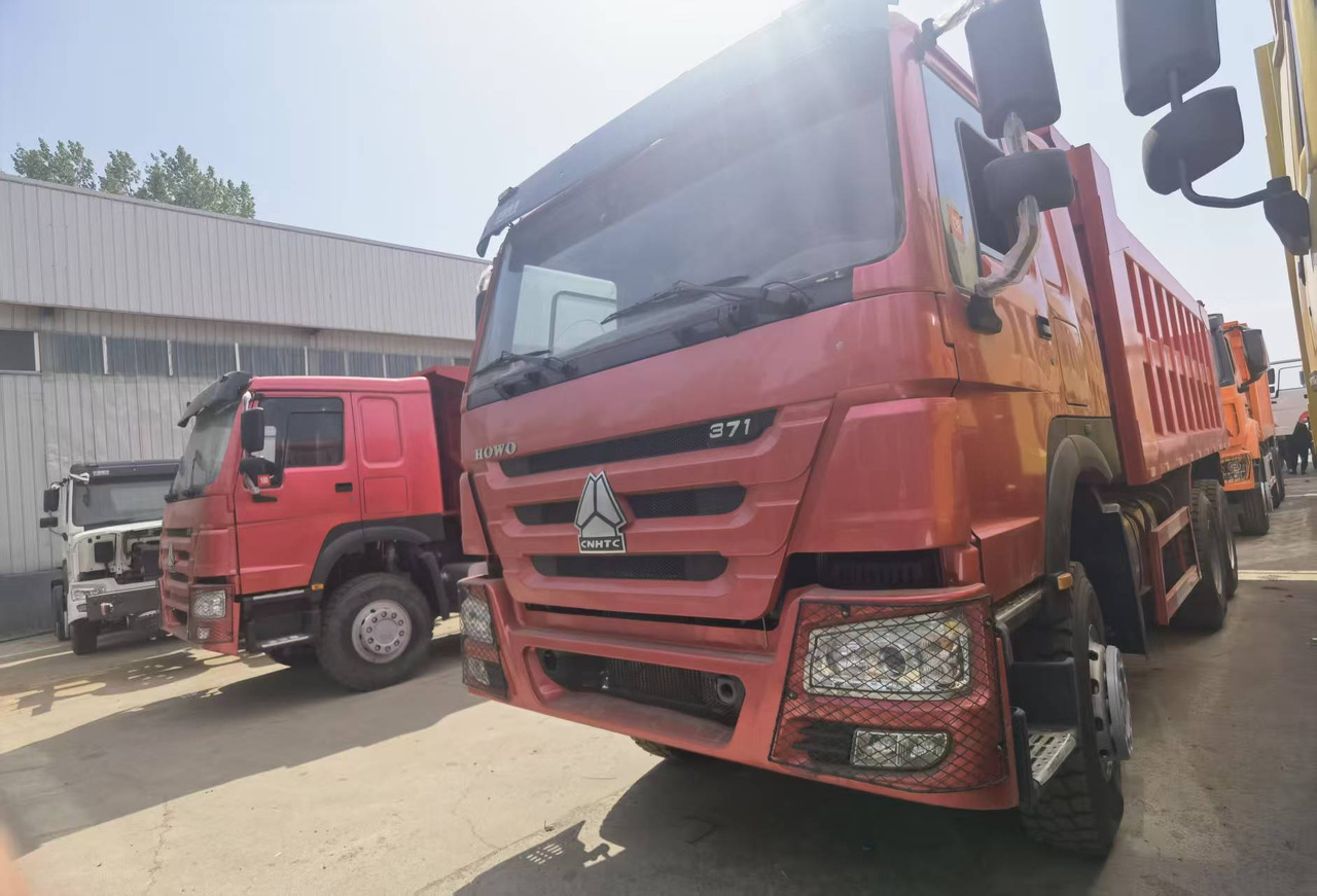 Sinotruk HOWO371Dump truck - Tipper: picture 1 Sinotruk HOWO371Dump truck - Tipper: picture 1