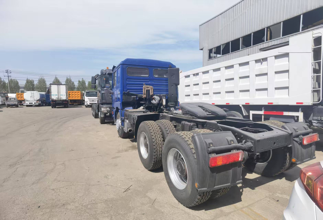 Tractor unit Shacman F3000 6*4 tractor: picture 6