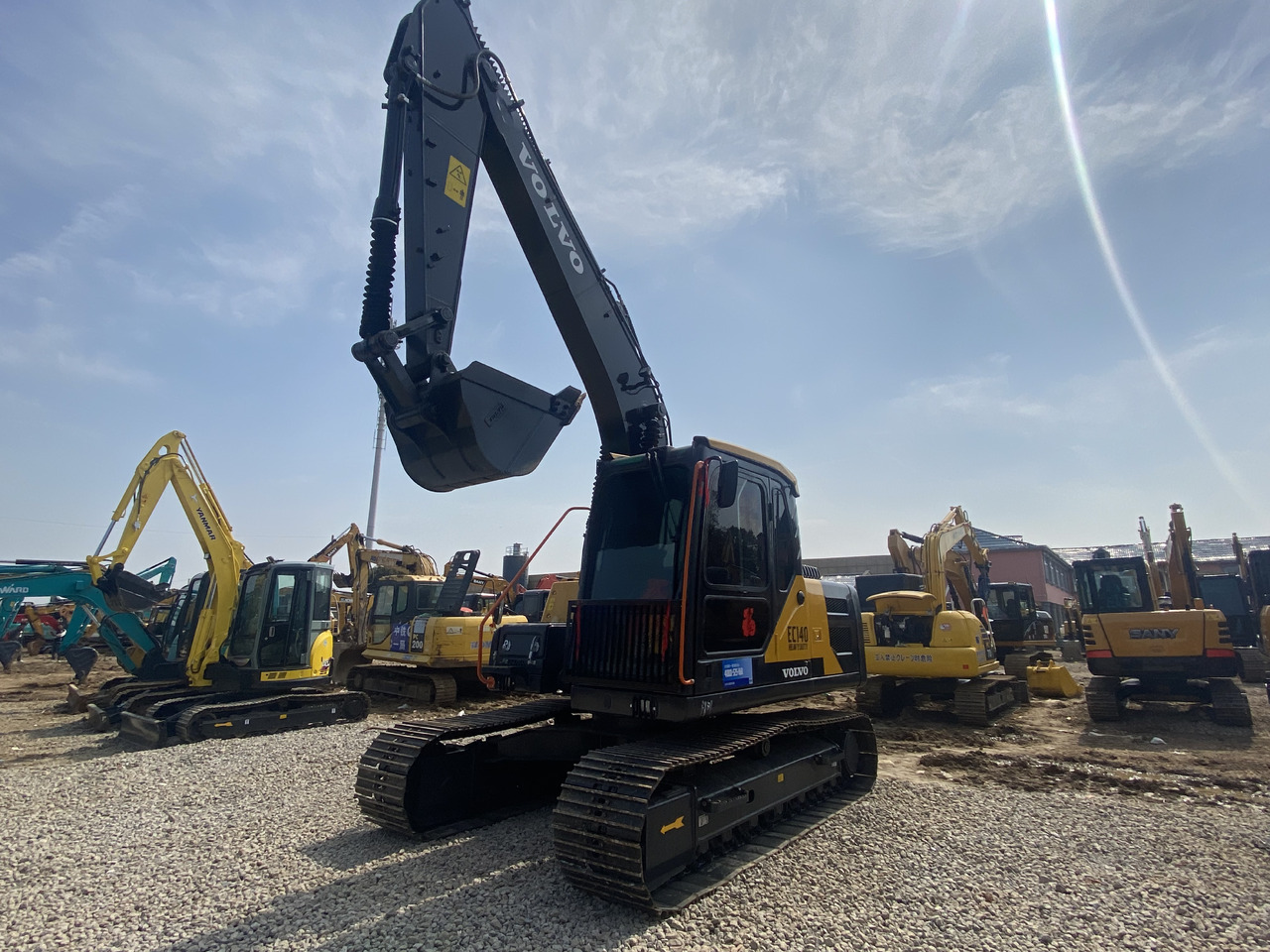 VOLVO EC140 - Excavator: picture 2 VOLVO EC140 - Excavator: picture 2