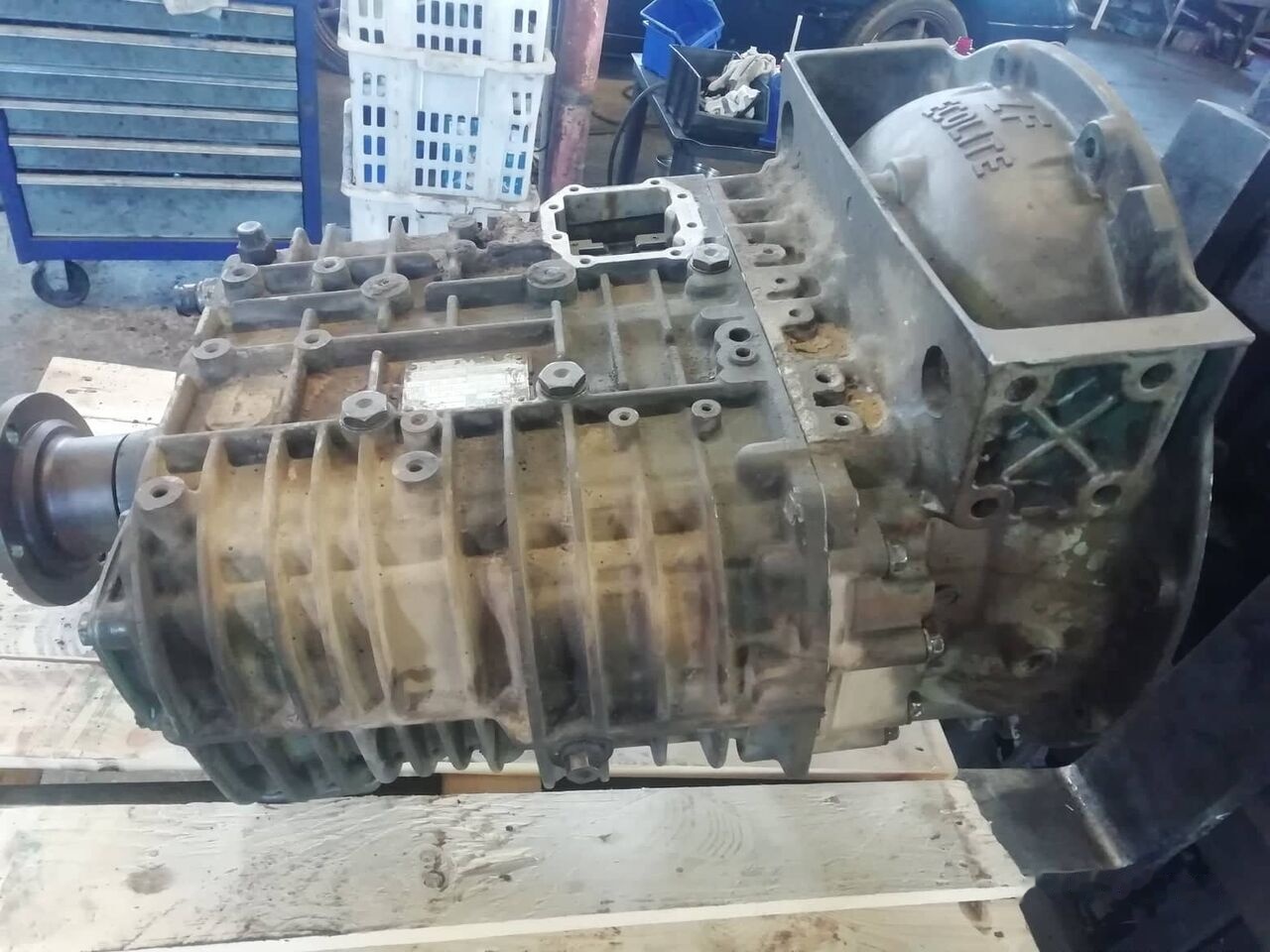 DAF (ZF 6s850) - Gearbox for Truck: picture 1 DAF (ZF 6s850) - Gearbox for Truck: picture 1
