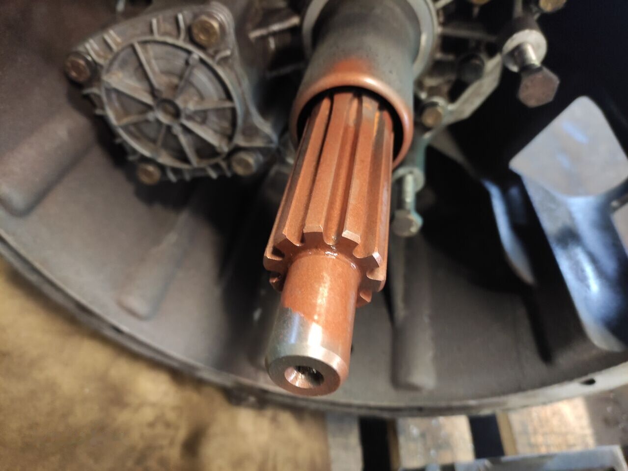 MAN (ZF 12AS1210TD) - Gearbox for Truck: picture 3 MAN (ZF 12AS1210TD) - Gearbox for Truck: picture 3