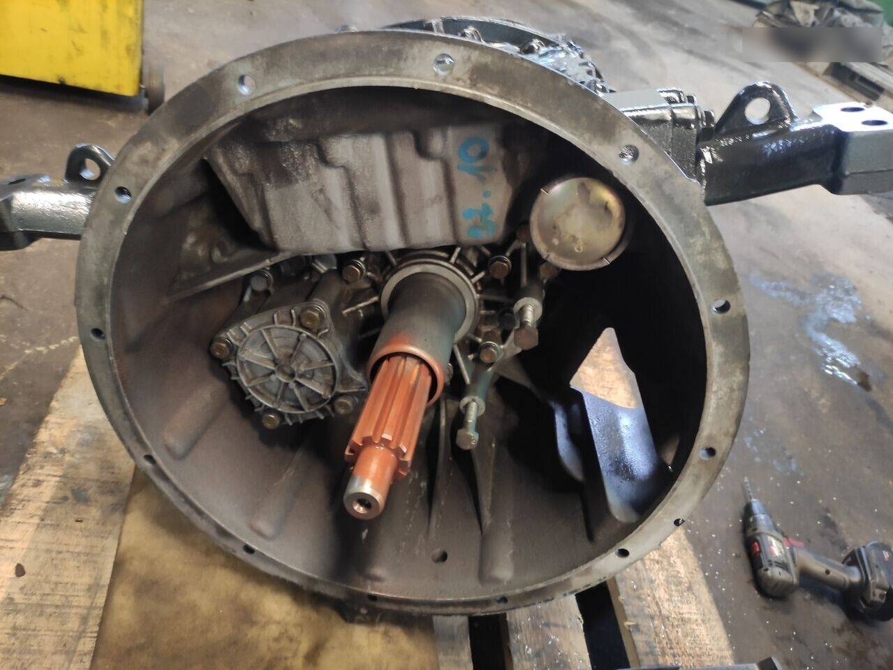 MAN (ZF 12AS1210TD) - Gearbox for Truck: picture 4 MAN (ZF 12AS1210TD) - Gearbox for Truck: picture 4