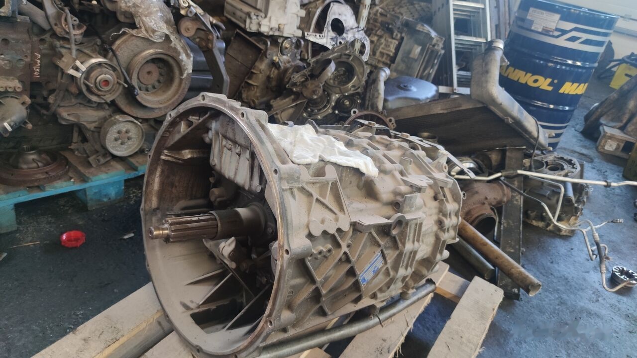 ZF (ZF 12AS2130TD) MAN TGX TGA truck - Gearbox for Truck: picture 1 ZF (ZF 12AS2130TD) MAN TGX TGA truck - Gearbox for Truck: picture 1
