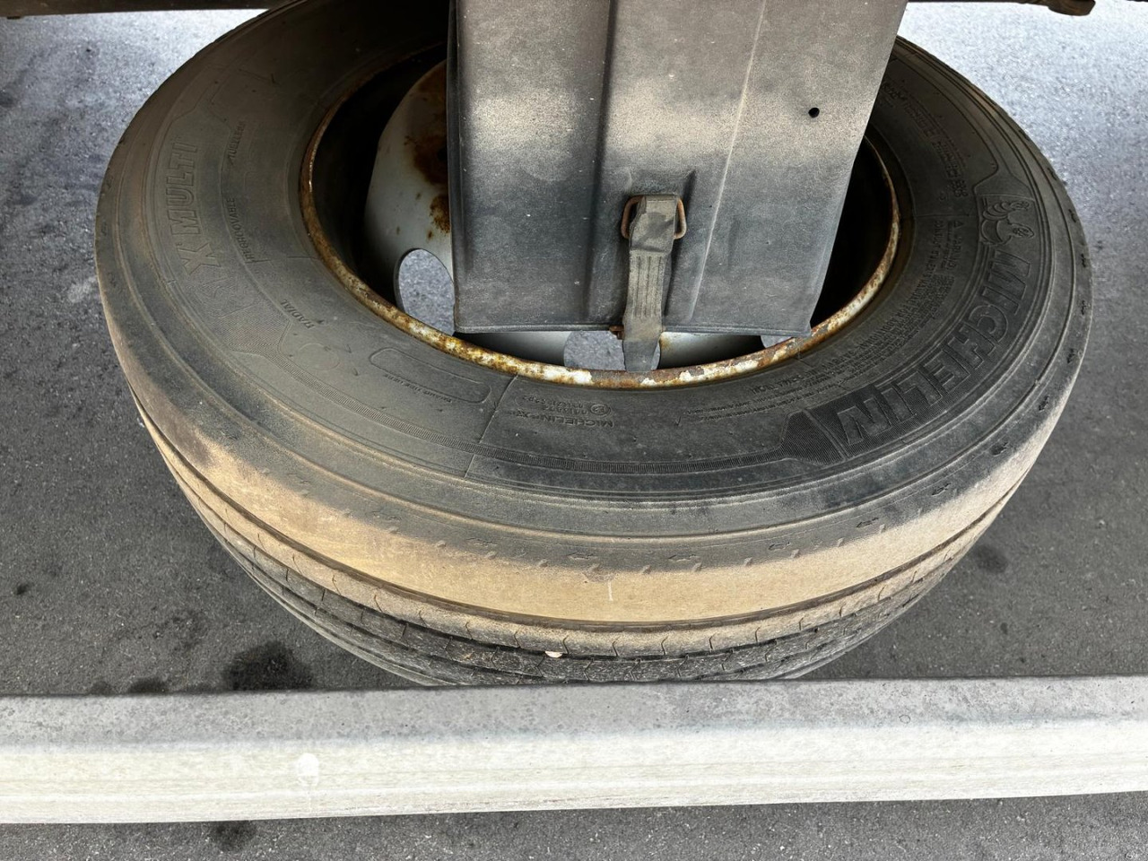 Caja cerrada IVECO Eurocargo ML 120 E22 - Box truck: picture 5 Caja cerrada IVECO Eurocargo ML 120 E22 - Box truck: picture 5