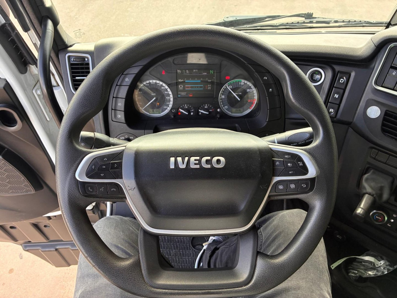 Tractor unit Cabeza Tractora IVECO S-WAY 510 AUTOMATICO CON INTARDER: picture 9 Tractor unit Cabeza Tractora IVECO S-WAY 510 AUTOMATICO CON INTARDER: picture 9