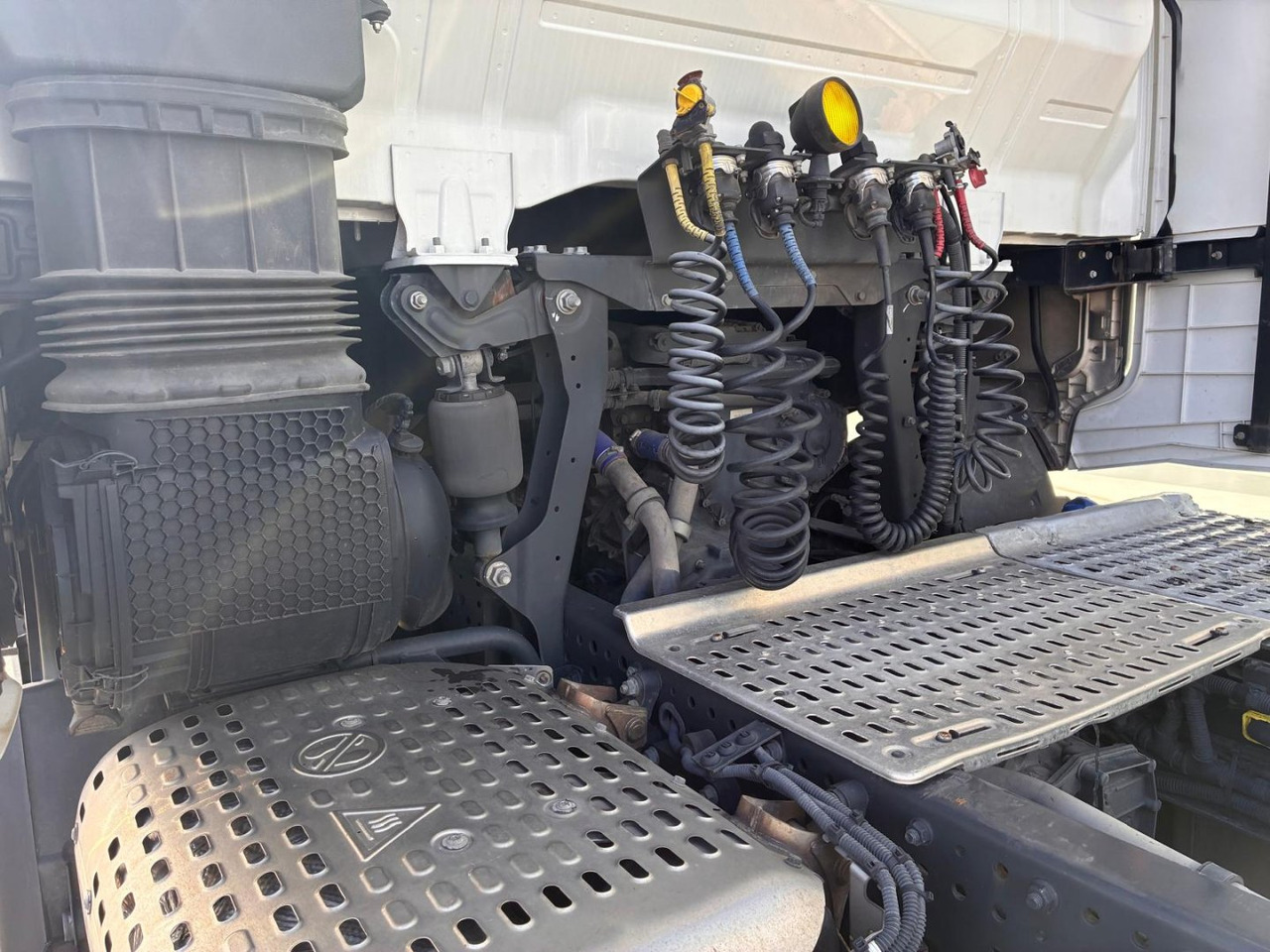 Tractor unit Cabeza Tractora IVECO S-WAY 510 AUTOMATICO CON INTARDER: picture 7 Tractor unit Cabeza Tractora IVECO S-WAY 510 AUTOMATICO CON INTARDER: picture 7