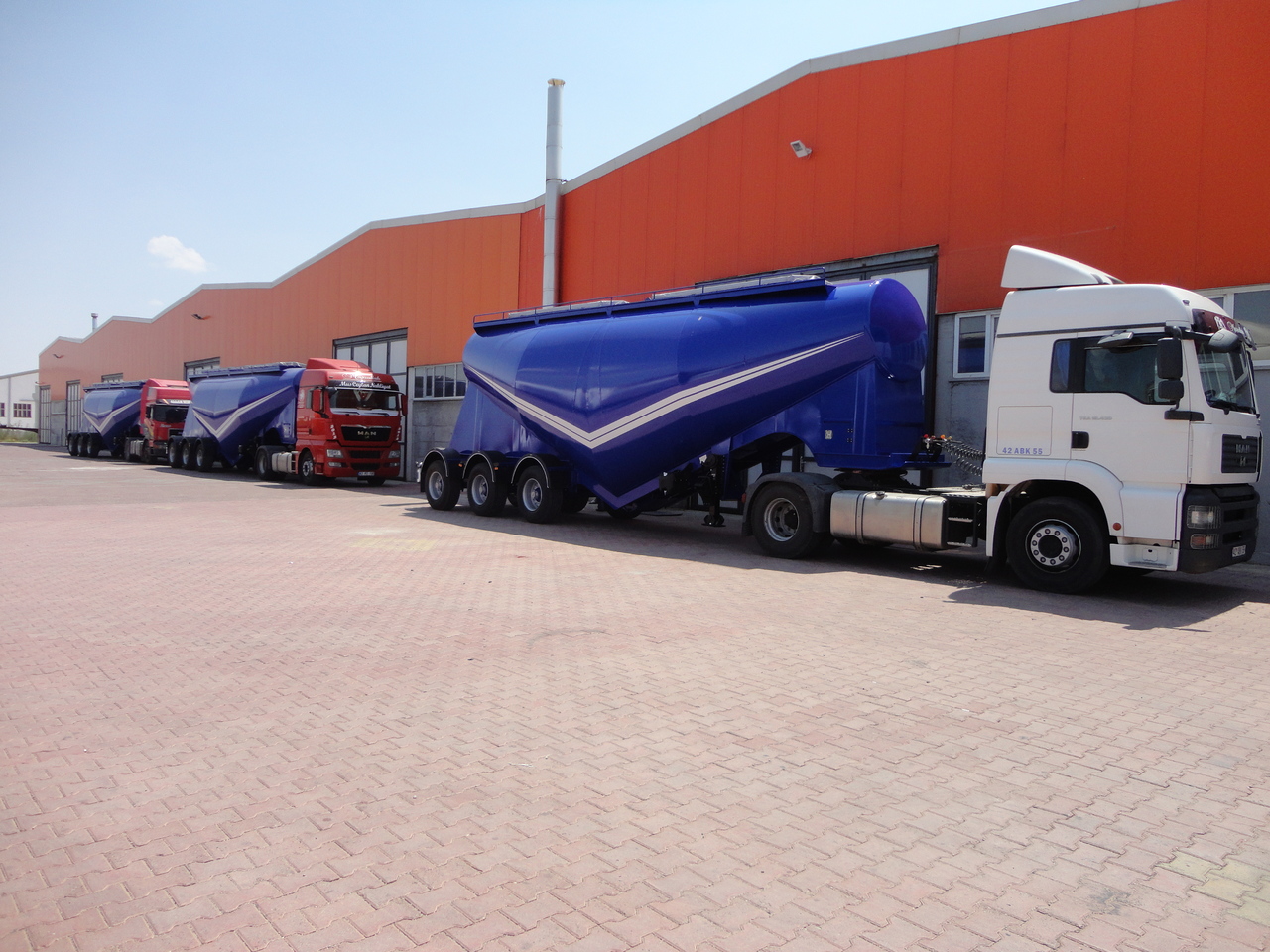 NURSAN WHEAT GRAIN DRY BULK SILO - Silo semi-trailer: picture 2 NURSAN WHEAT GRAIN DRY BULK SILO - Silo semi-trailer: picture 2