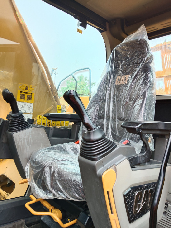 CAT 330 GC - Crawler excavator: picture 2 CAT 330 GC - Crawler excavator: picture 2