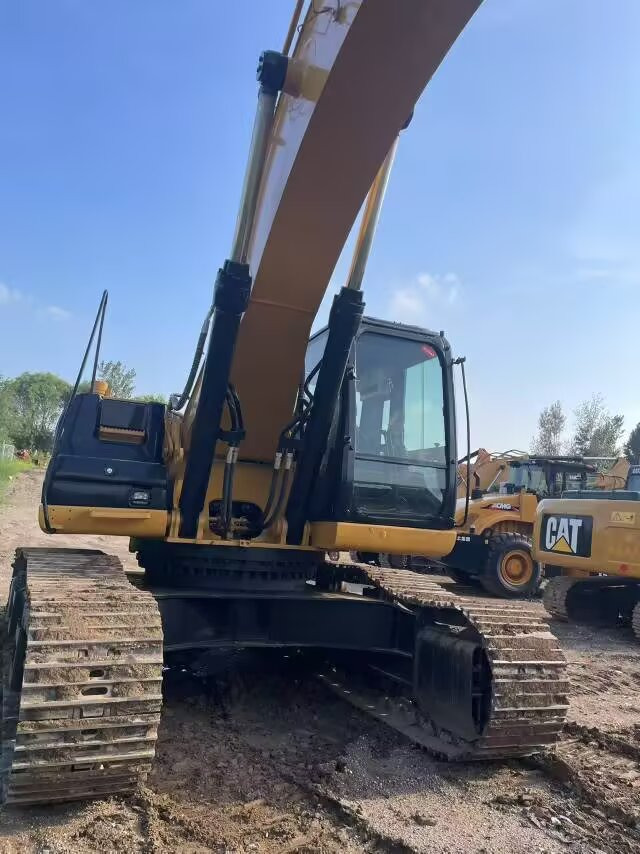 CAT 336D - Crawler excavator: picture 4 CAT 336D - Crawler excavator: picture 4