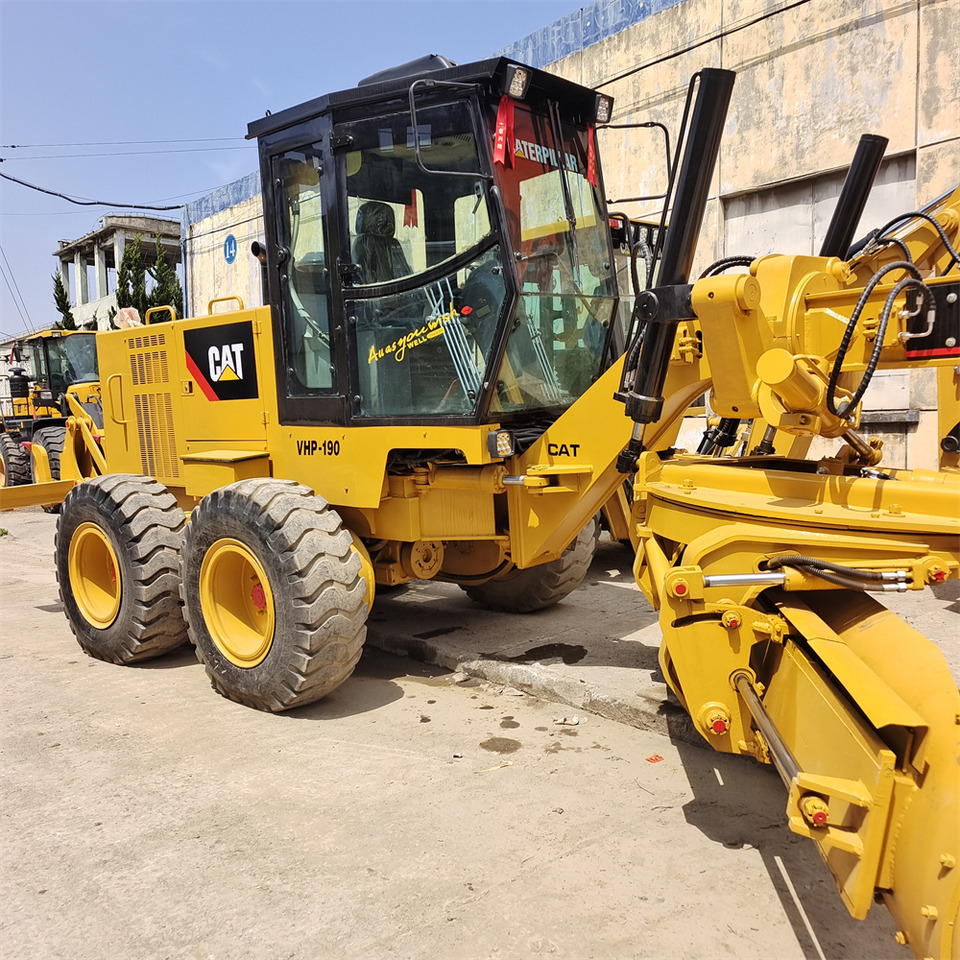 Grader CATERPILLAR 140H CAT: picture 6