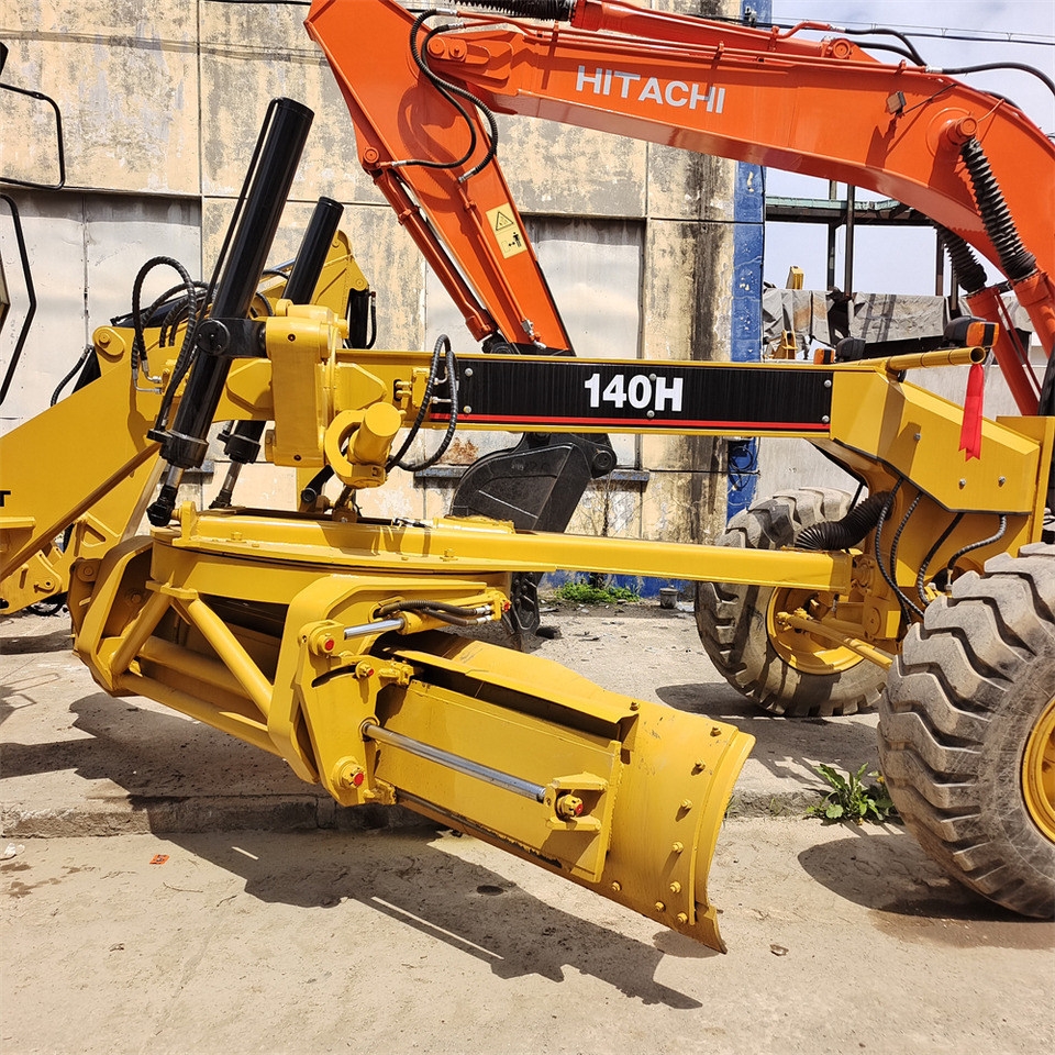 Grader CATERPILLAR 140H CAT: picture 7