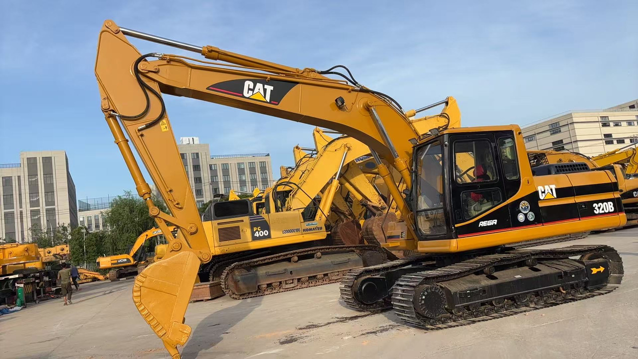 CATERPILLAR 320BL CAT 320CL 320D2L - Crawler excavator: picture 1 CATERPILLAR 320BL CAT 320CL 320D2L - Crawler excavator: picture 1
