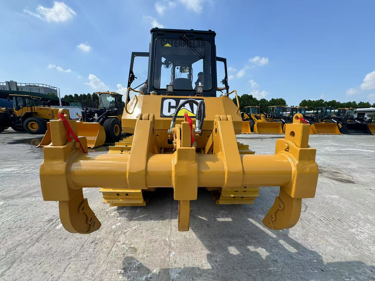 CATERPILLAR D6G CAT - Bulldozer: picture 2 CATERPILLAR D6G CAT - Bulldozer: picture 2
