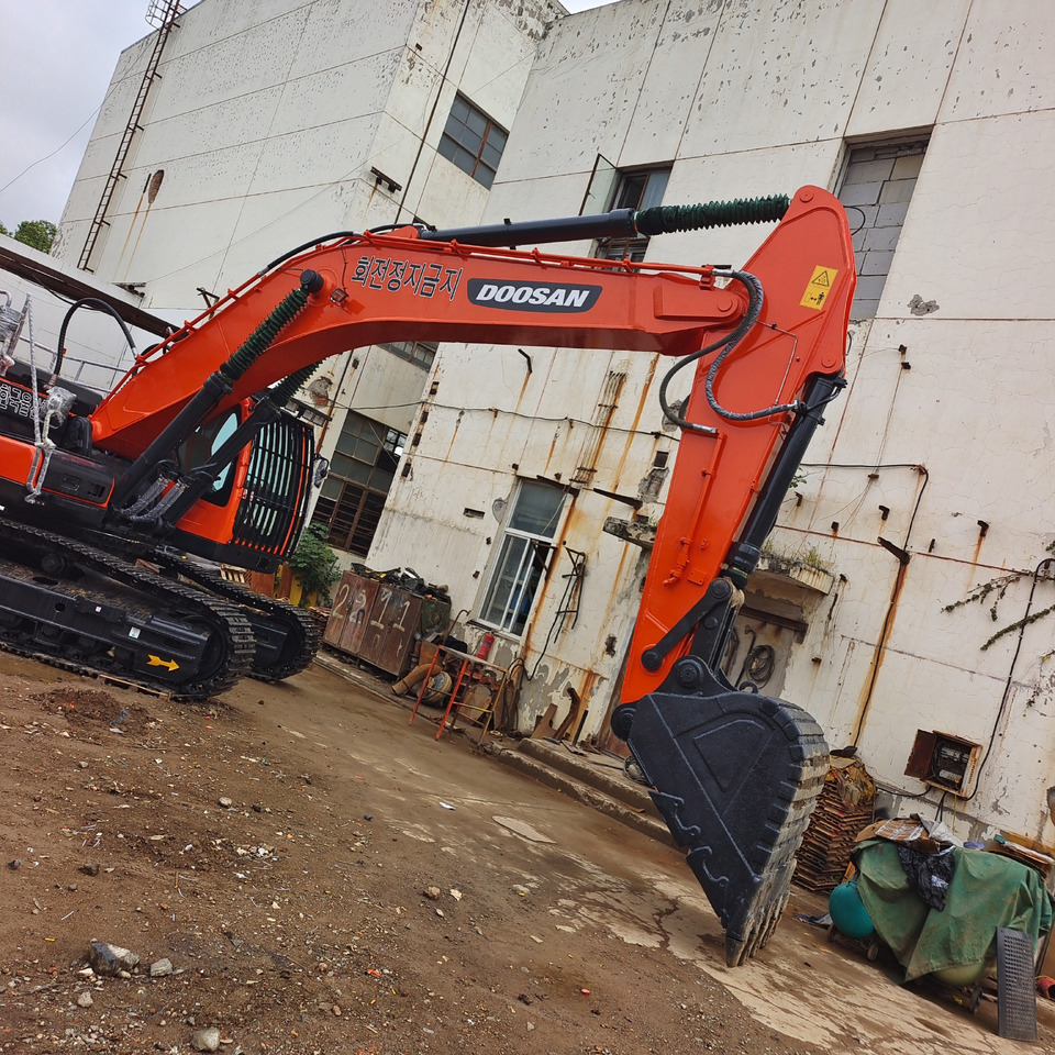 DOOSAN DX340 LCA DX340LC-9C - Crawler excavator: picture 3 DOOSAN DX340 LCA DX340LC-9C - Crawler excavator: picture 3